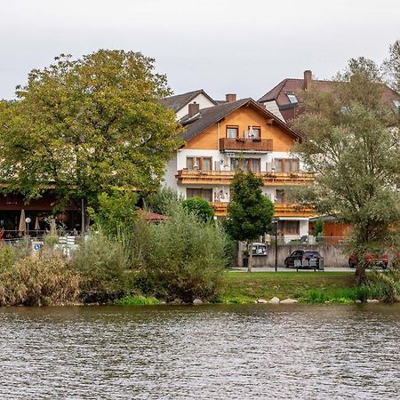 Landgasthof Moser & Restaurant Bootshaus Windorf  Экстерьер фото